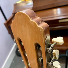 Load image into Gallery viewer, 1960&#39;s DiGiorgio Classical - Super Son Model
