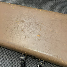 Load image into Gallery viewer, 1958 to mid 1959 Fender Tweed Strat Case
