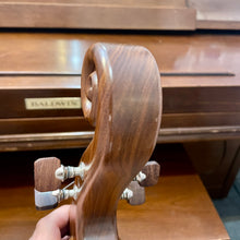 Load image into Gallery viewer, Used McSpadden M12-W Walnut Dulcimer

