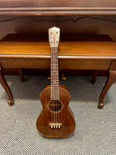 Load image into Gallery viewer, 1960's Gibson TU-1 Tenor Ukulele
