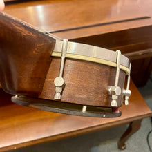 Load image into Gallery viewer, 1920's Gibson UB-1 Banjolele
