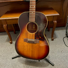 Load image into Gallery viewer, 1963 Gibson LG-1 Sunburst
