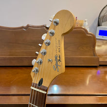 Load image into Gallery viewer, 1999 Fender Squier USA-made Stratocaster
