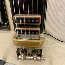 Load image into Gallery viewer, Rare! 1960's EKOMaster 400 Silver Sparkle
