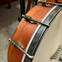 Load image into Gallery viewer, Used Dogwood 5 String Banjo
