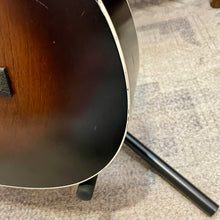 Load image into Gallery viewer, 1930's Oahu Hawaiian Square Neck
