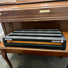 Load image into Gallery viewer, Used Pedaltrain Classic 1 Pedalboard and bag
