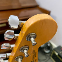 Load image into Gallery viewer, 2005 Fender Stratocaster HSS White
