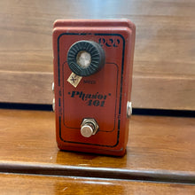 Load image into Gallery viewer, 1970&#39;s DOD Phasor 401 Pedal
