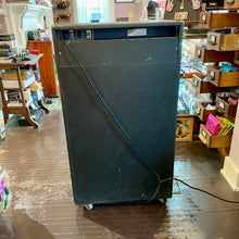 Load image into Gallery viewer, 1970&#39;s Gibson Super Thor Bass Amp
