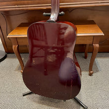 Load image into Gallery viewer, 1973 Guild D-35 "Bluegrass" Acoustic
