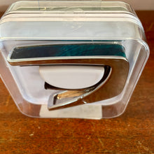 Load image into Gallery viewer, New! Thalia Teal Angel Wing Exotic Shell Capo - Chrome
