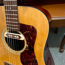 Load image into Gallery viewer, 1973 Guild D-35 "Bluegrass" Acoustic
