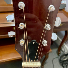 Load image into Gallery viewer, 1973 Guild D-35 "Bluegrass" Acoustic
