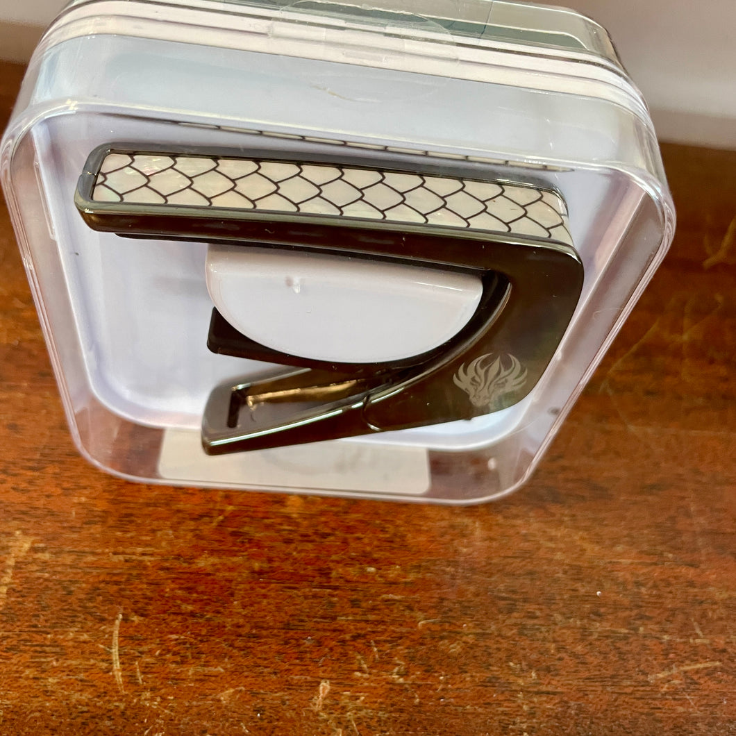 Thalia Black Chrome Finish Capo - Pearl Dragon Scales