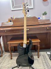 Load image into Gallery viewer, Like New! Marcus Miller Jazz Sire V7 Bass  Black
