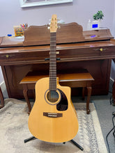 Load image into Gallery viewer, Used Seagull S6 CW Flame Maple

