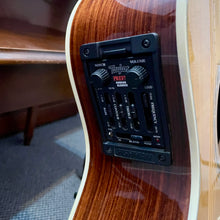 Load image into Gallery viewer, 2000 Taylor 814ce Classic Grand Auditorium
