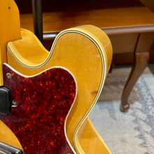 Load image into Gallery viewer, 1960&#39;s Mosrite Celebrity 1 Hollowbody
