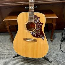 Load image into Gallery viewer, 2024 Gibson Hummingbird Natural
