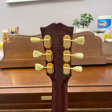 Load image into Gallery viewer, 2024 Gibson Hummingbird Natural
