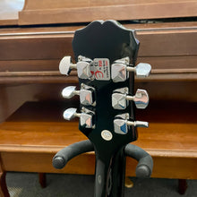 Load image into Gallery viewer, Used Epiphone Pee Wee Les Paul
