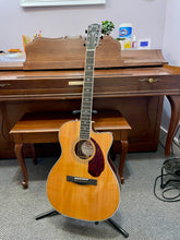 Load image into Gallery viewer, Used Fender Paramount Series PM-3 Deluxe

