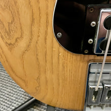 Load image into Gallery viewer, 1978 Peavey T-40 Bass
