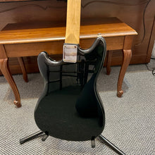 Load image into Gallery viewer, 1994 Fender Duo Sonic  Black
