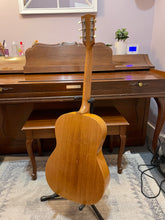 Load image into Gallery viewer, 1966 Gibson LG-0
