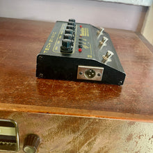 Load image into Gallery viewer, Used Tech 21 Sansamp Bass Driver D.I.
