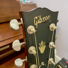 Load image into Gallery viewer, c.1973-75 Gibson Hummingbird
