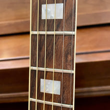 Load image into Gallery viewer, c.1973-75 Gibson Hummingbird
