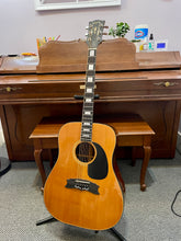 Load image into Gallery viewer, 1976 Gibson Heritage Custom
