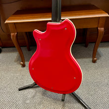 Load image into Gallery viewer, 1963 Supro Model S470 Sahara Red
