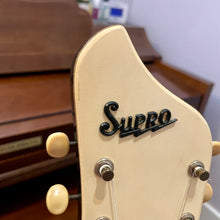 Load image into Gallery viewer, 1963 Supro Model S470 Sahara Red
