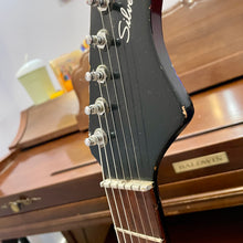 Load image into Gallery viewer, 1960's Silvertone 1450L Hornet
