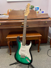 Load image into Gallery viewer, Used Unknown S-Style Guitar Greenburst
