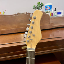 Load image into Gallery viewer, Used Unknown S-Style Guitar Greenburst
