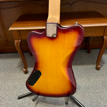 Load image into Gallery viewer, 1988 Epiphone Non Reverse Thunderbird 5 String Sunburst
