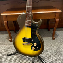 Load image into Gallery viewer, 1959 Gibson Melody Maker 3/4
