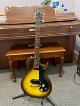 Load image into Gallery viewer, 1959 Gibson Melody Maker 3/4
