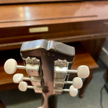 Load image into Gallery viewer, 1959 Gibson Melody Maker 3/4
