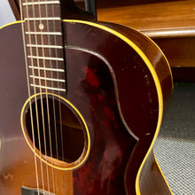 Load image into Gallery viewer, 1965 Gibson LG-1 Sunburst
