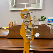 Load image into Gallery viewer, Mint! 2025 Fender American Professional Classic Precision Bass Faded Sherwood Green
