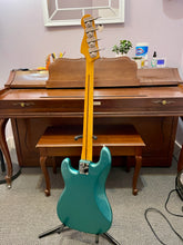 Load image into Gallery viewer, Mint! 2025 Fender American Professional Classic Precision Bass Faded Sherwood Green
