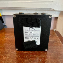 Load image into Gallery viewer, Used Earthquaker Scrolls Pedal
