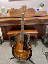 Load image into Gallery viewer, 1930's Oahu Model 71k Hawaiian Guitar

