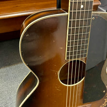 Load image into Gallery viewer, 1930's Oahu Model 71k Hawaiian Guitar
