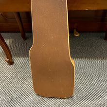 Load image into Gallery viewer, 1950's Magnatone G-65-w8 Lap Steel
